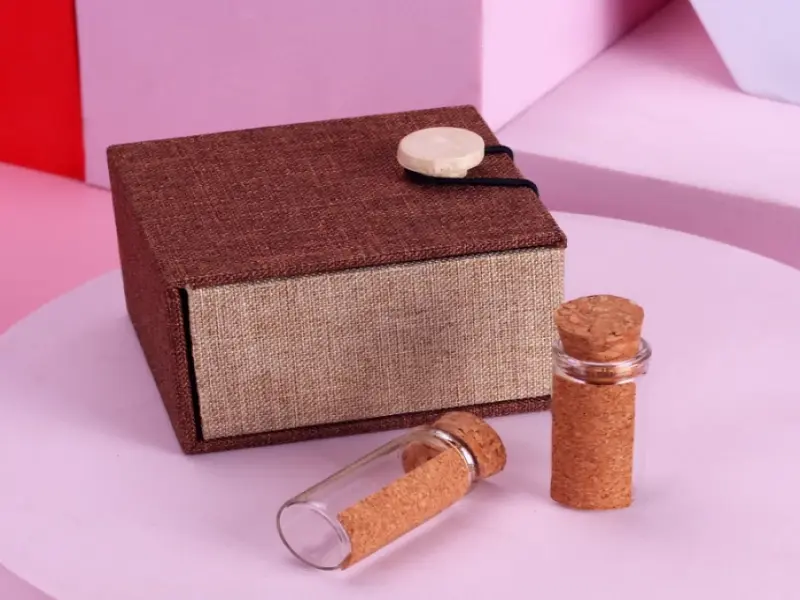 Gender-Neutral Baby Keepsake Boxes That Stand Out