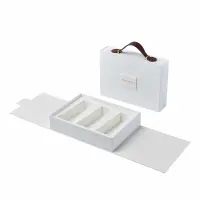 Luxury White Magnetic Double Door Box with PU Handle for Skincare Packaging